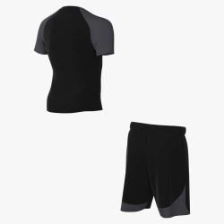 2 - Nike Academy Pro Training Kit Black